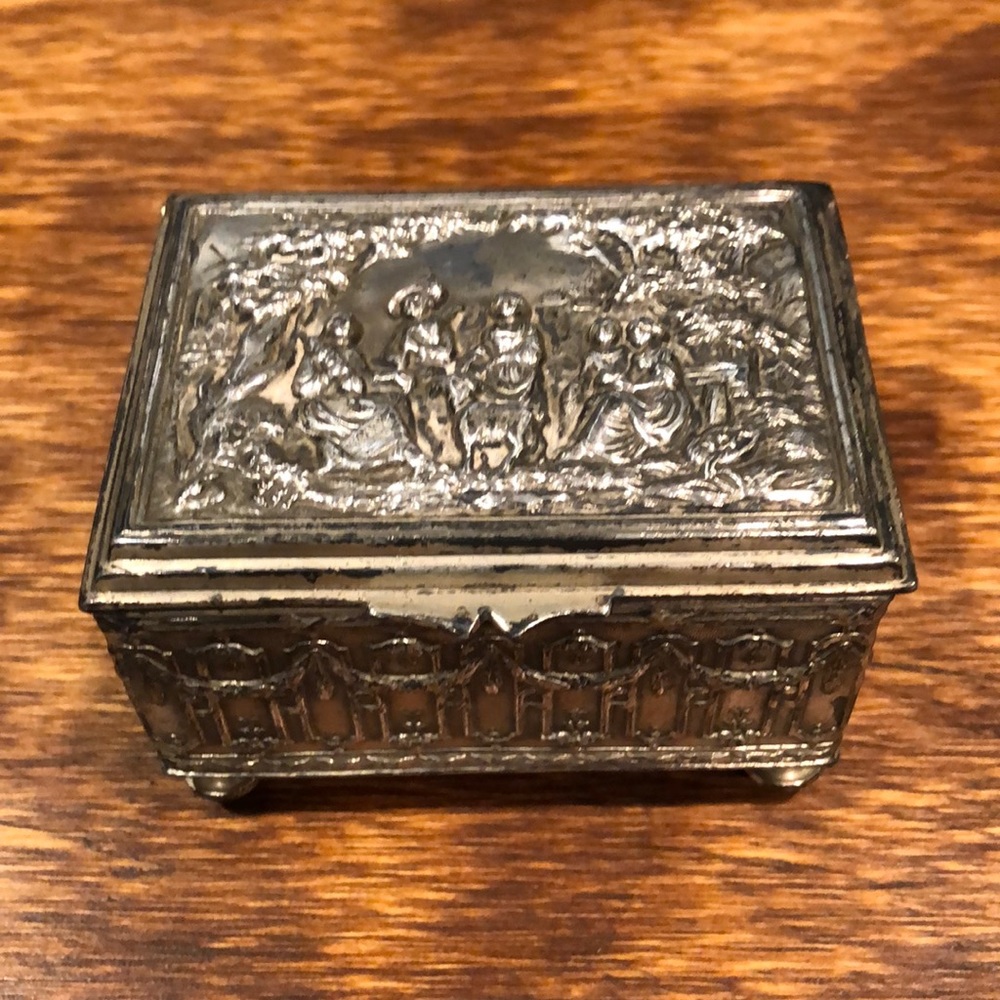 Antique Jennings Brothers Trinket/Jewelry Box